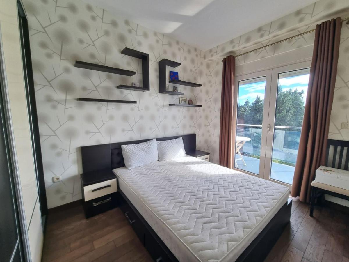 Becici -Lux Apartman Eksteriør billede
