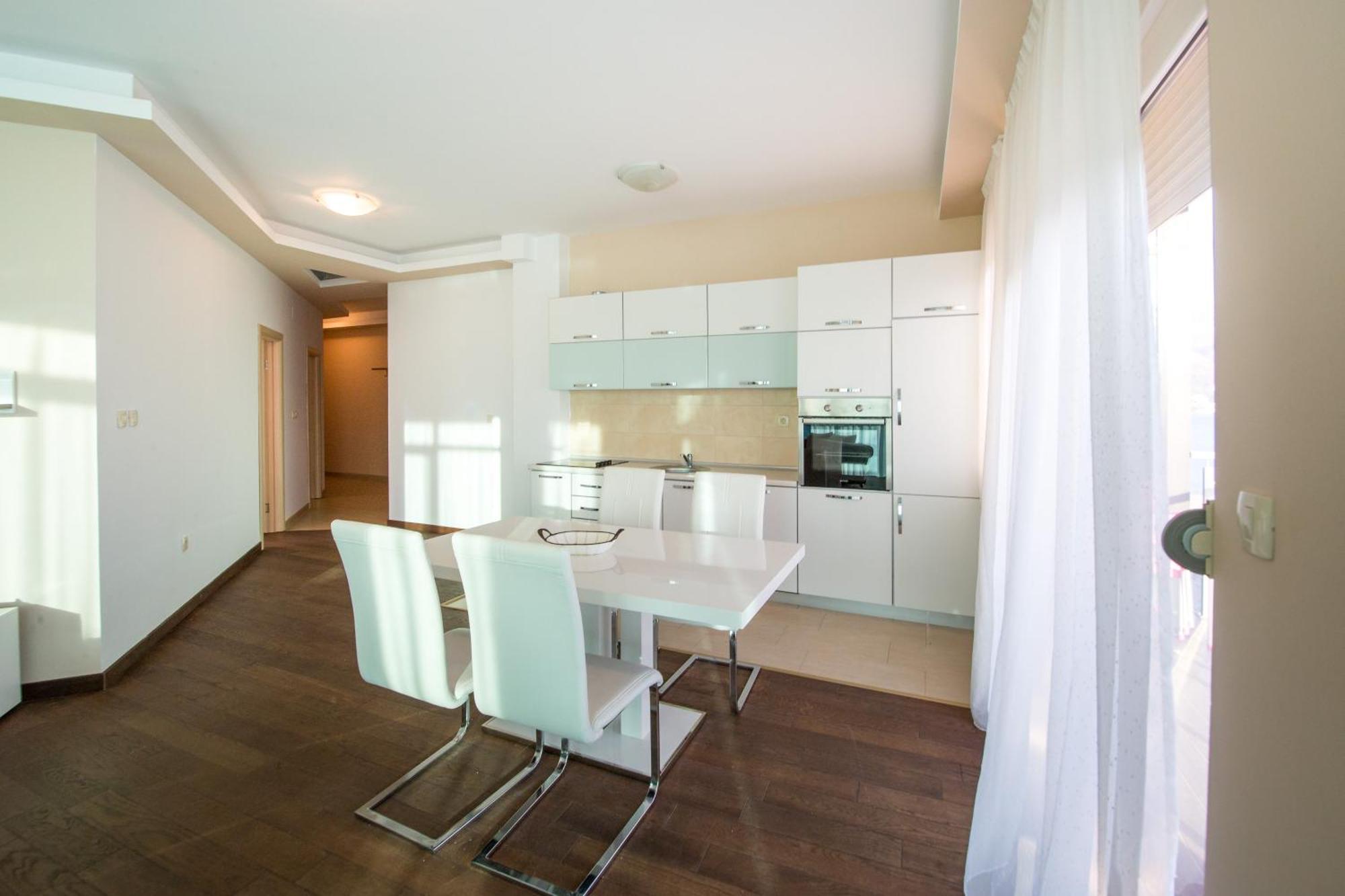 Becici -Lux Apartman Eksteriør billede